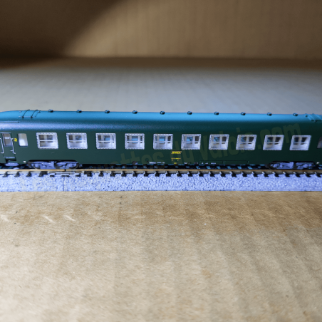 3 voitures DEV AO (A9, 2 x B10), vertes, SNCF- Arnold HN4385- N 1/160 - SNCF - ép. IV