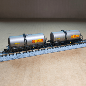 2 Wagons citernes SNCF "SHELL" 3 essieux - Arnold HN6609- N 1/160 - ép. IV