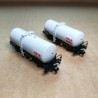 2 wagons-citernes à 3 essieux gris SNCF, AVIA, ép. IV, Arnold HN6676, 1/160