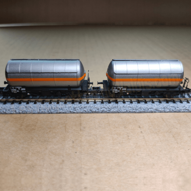 Wagons-citernes gaz SNCF « Algeco », 2 essieux, époque IV Arnold HN6525 – N 1/160