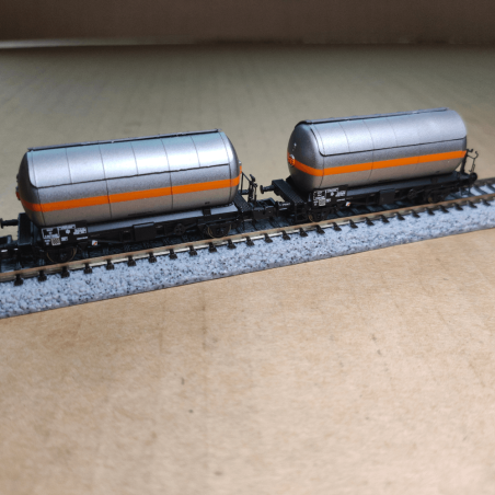 Wagons-citernes gaz SNCF « Algeco », 2 essieux, époque IV Arnold HN6525 – N 1/160