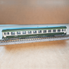Voiture UIC mixte 2ᵉ classe/fourgon B7D SNCF – N 1:160 – Époque IV/V – Minitrix 18463