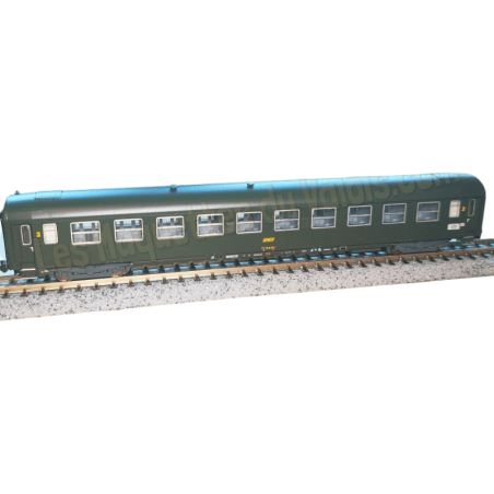 Voiture grandes lignes 2e classe B10 « Paris - Nice », SNCF, époque IV, Minitrix 18428, échelle N 1/160