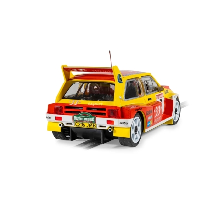 Austin Metro 6R4 Didier Auriol, Rallye des Garrigues, Scalextric C4668, échelle 1/32
