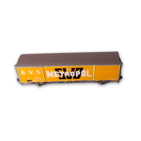 wagon SNCF jaune logo métropol blanc en vue de profile  de la marque trains160.